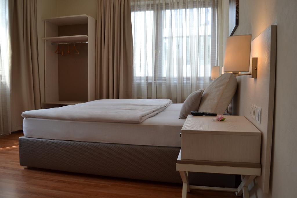 Hotel Centro Штутгарт Екстер'єр фото